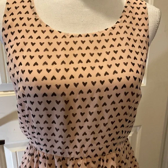 Forever 21 XXI Heart Pattern Dress, Open Back- medium - Picture 2 of 10